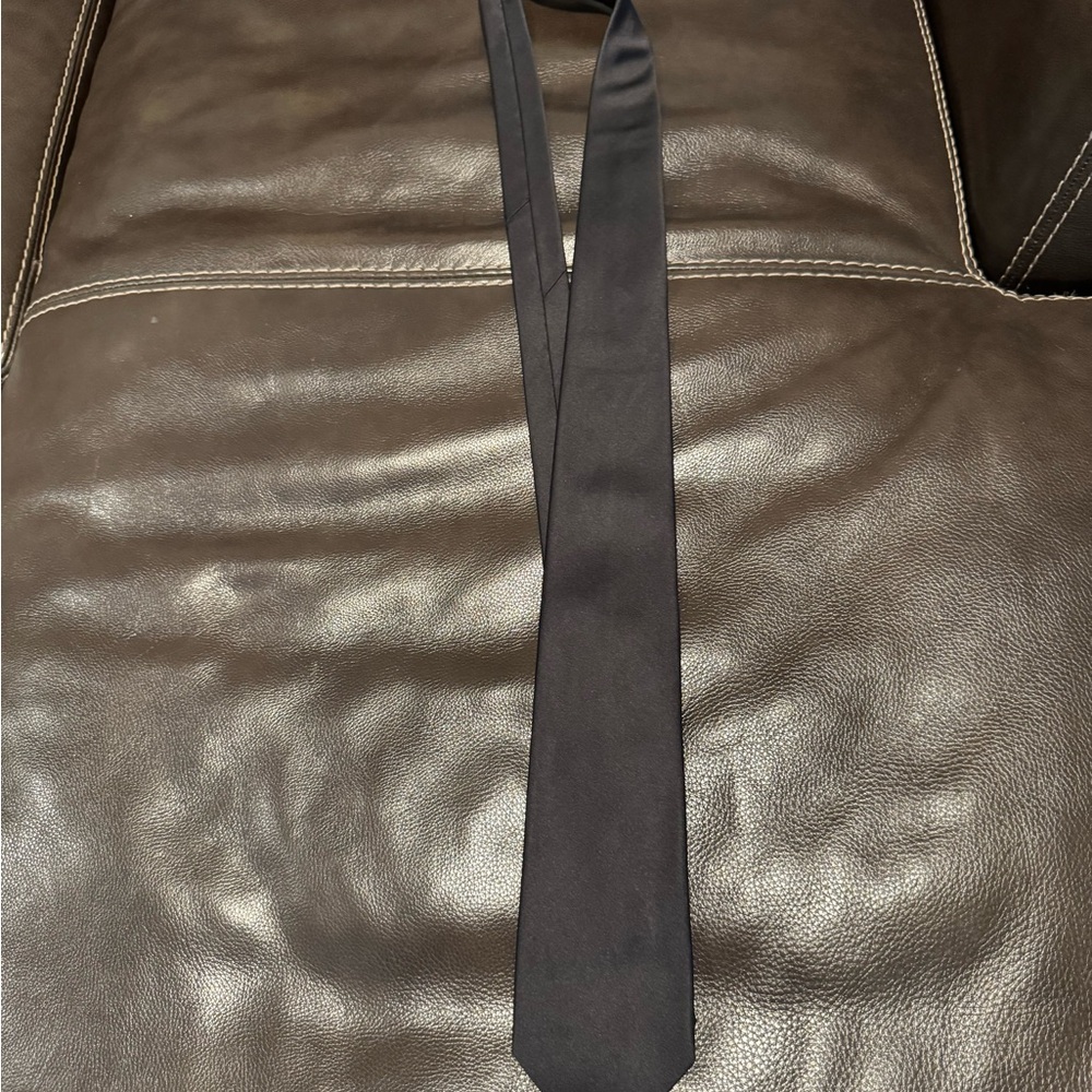 Hugo Boss Classic Black Necktie Made in Italy